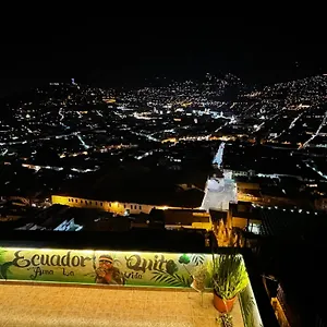 Aparthotel Itchimbia Garden Con La Mejor Vista De Y 